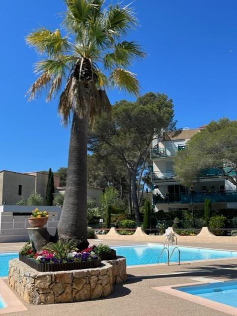 Saint-Raphael, Boulouris, F2 Dans Belle Residence 3 Piscines, Proche Bord De Mer Eksteriør billede