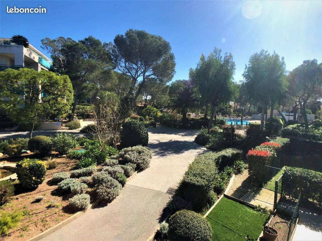 Saint-Raphael, Boulouris, F2 Dans Belle Residence 3 Piscines, Proche Bord De Mer Eksteriør billede